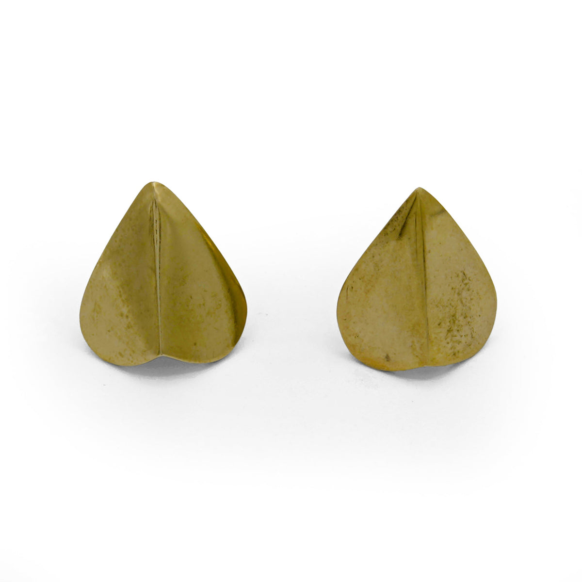 Gemify - Tillya Tepe Heart Studs - earrings - Gemify